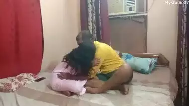 Ghar par didi aur bhai ka gharelu chudai ka khel video