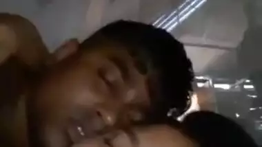 Desi sexy couple fucking at mid night