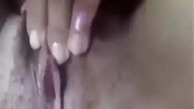 Village unsatisfied bhabhi fingering