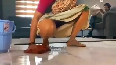 Sexy Indian Bhabi Naked. Full Video