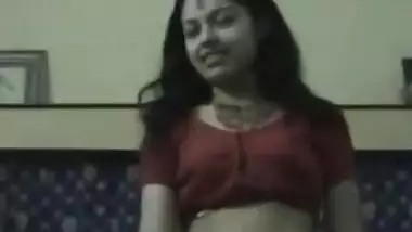 Saree mai natkhat mausi ka de dana dan chudai khel