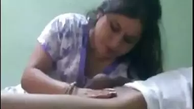 Cute Bhabhi Sucking Lover Cock