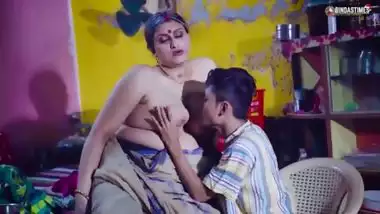 Desi Indian Dadi Pote Ka Lund Ka Rush Apne Muh Me Leti Hai aur Pote Ko Chodna Sikhati Hai