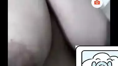 Sexy Paki Wife Showing Boobs and Pussy