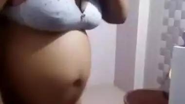 Fatty bhabi pee after fucking