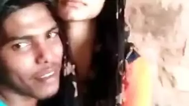Amateur XXX video of handsome guy and his loved Indian girlfriend
