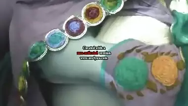 Sexy Marwadi girl pressing her tits for a selfie video