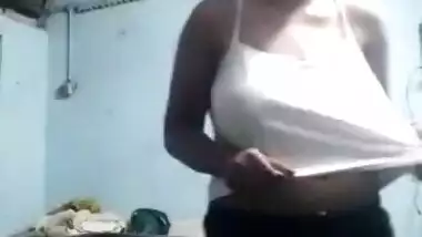 Tamil Girl Showing Boobs