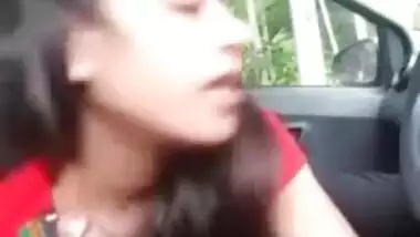 Desi Girl Blows Her Fiance In The Car