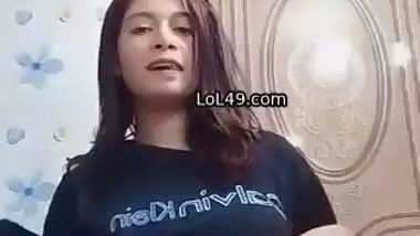 Indian deep cleavage girl seducing lover with boob show