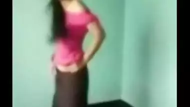 Young Calcutta Girl Teases With Her Softcore Striping MMS Video