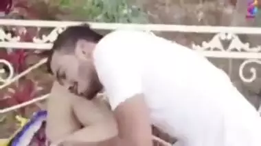 Massage Karke Bhabhi Ko Choda