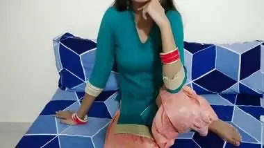 Devar Bhabhi - Desi Enjoying In Bedroom Romance With A Hot Indian Bhabhi With A Sexy Figure Saarabhabhi6 Clear Hindi Audio