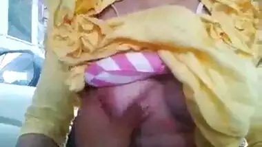 Punjabi big boobs show of a gorgeous girlfriend in a car