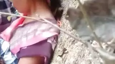 Desi bahbhi Outdoor Fucking