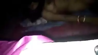 Indian sex leaked online! Bhabhi chudai sex MMS video