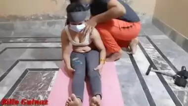 Desi college girl fucking with boyfriend in hindi