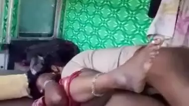 Desi village girl fucking on track with her lover