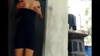 XXX video HD of a lewd bhabhi fucking her husbands boss