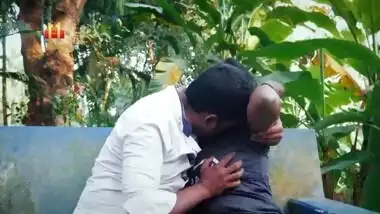 Desi girlfriend sex in park viral video,