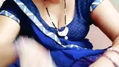 Bhabi Hot Boobs Show