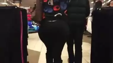 Huge Tamil Butt