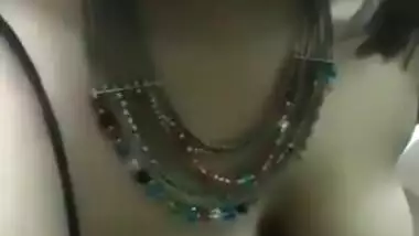 Desi bhabi show her bog boob selfie cam video