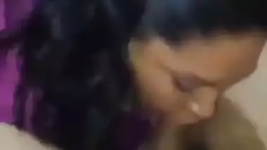 Desi milf oral