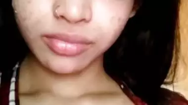 Sexiest Indian college girl nude pics and videos