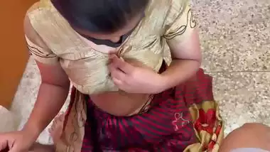 Fucking hot Indian porn slut viral blowjob