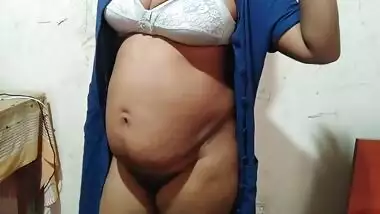 Indian Desi Horny Wife Dammi Beautiful Boobs And Pussy