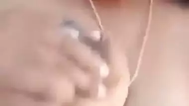 Telugu xxx video of a sexy lady showing her soft boobs