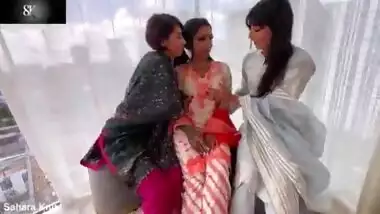 Horny desi bhabhis just wanna fuck