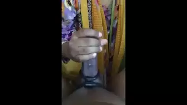 sexy desi girl sucking piecered cock