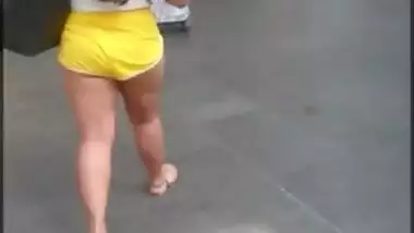 Candid Thick Thighs Jiggly Butt Hot Indian Babe 