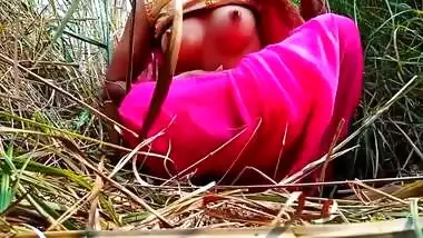 Hd Jungle Me Mangal Outdoor Indian Hot Bhabhi Khet Me Chudai