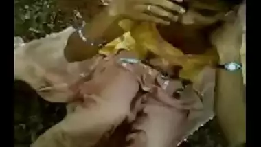 Patna Village Girlfriend Outdoor Sex With Lover