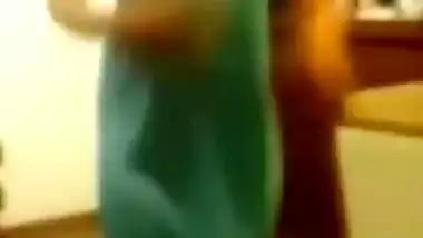 Sexy bhabhi dancing without any inner wears