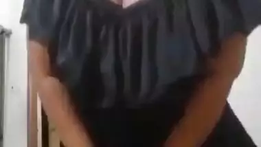 Bengali big boobs girl nude teasing viral MMS