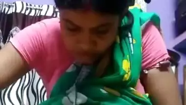 Bangla wife showing pussy MMS video