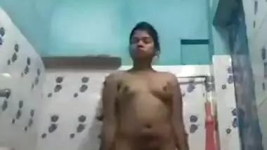 Cute housewife bathing video 