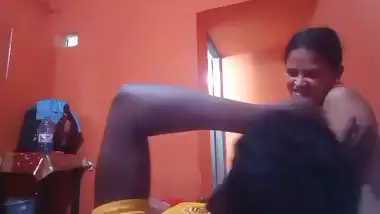 Local OYO room booking for sex affair bhabhi by lover