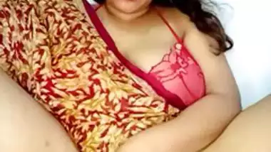 Beautiful bhabi masturbating pussy in online