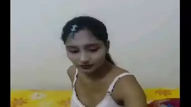 Muslim NRI house wife exposed her sexy figure on demand