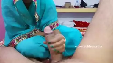 Jija and Sali fucking pussy Desi Bhabhi Giving Handjob To her Lover