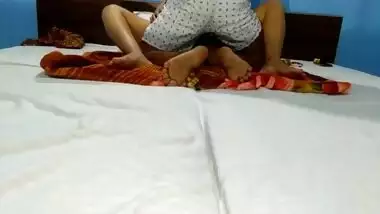 Sluty Indian Aunty Enjoyed Sex in Hotel Room with nephew