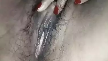 Idian Sexy Girl Fingering Hairy Pussy In Night