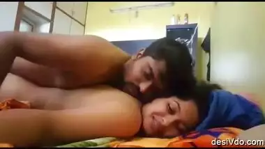 Desi Sexy Gf Fucking Hard