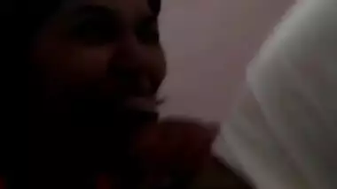 Desi Bhabhi blowjob MMS leaked online