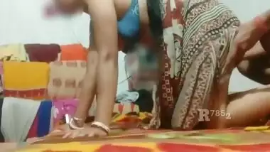 Hot And Sexy Bhabhi Ko Cousin Dever Ne Maze Lekar Chudayi Or Romance Ki Bhabhi Chut Gili Ho Gyi